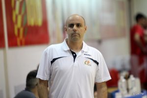 פותח עונה שביעית בנס ציונה. זילבשרטיין