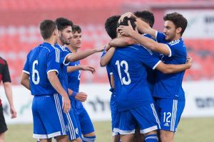 שחקני נבחרת הנוער חוגגים. ניצחון יוקרתי