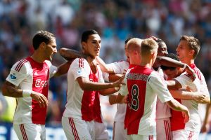 אייאקס רוצה לעלות לשלב הבא