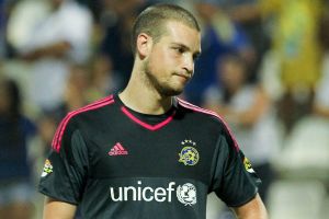 ישחק או לא? ראיקוביץ'