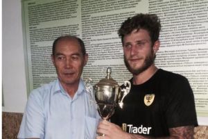 קליימן. גם הקזחים בחרו בו כשחקן המצטיין