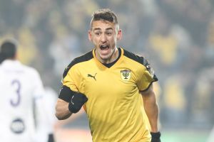 אצילי. יש עוקבת מהבונדסליגה