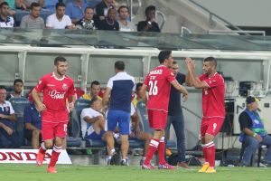 שחקני הפועל חיפה. קוראים לגלות סבלנות וסובלנות