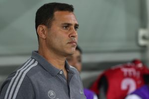 בנין. עבר סדרת חינוך אצל כץ