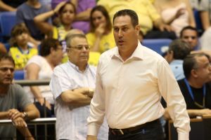 גודס. רוב להשארתו