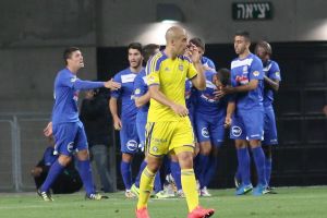 בן חיים. פלונטר עם האקסית?