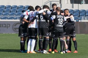 שחקני סכנין מגובשים. יפתיעו בנגב?