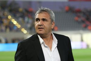 אלי כהן. מחפש נקודות חשובות