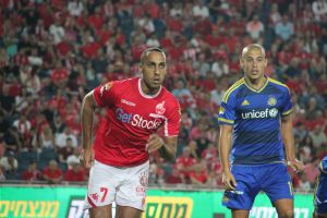 ראדי מול בן חיים. היתרון בגלל האלופות?