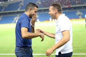 סילבס עם בכר. יעצור את המוליכה?