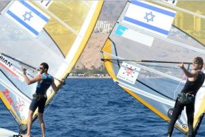 צוברי ומשיח. ראש בראש