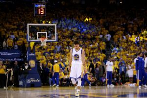 קארי. הווריורס חשבו שהניצחון יבוא בקלות