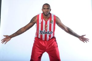 בקרוב בצהוב. סימונס