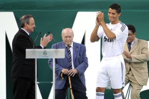 רונאלדו ודי סטפאנו. שתי אגדות