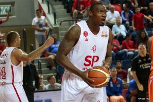 גייטס. כדור השלג נעצר