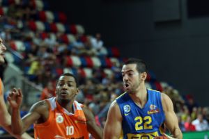 רוצ'סטי בפעולה. בדרך להחזיר תארים?