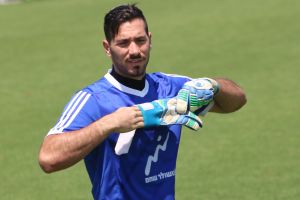 מרציאנו. הסוכן מחפש לי קבוצה