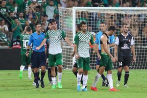 שחקני מכבי חיפה מאוכזבים. סוחבים את כל הליגה על הגב