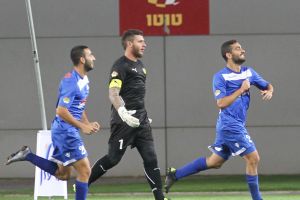 לא הלכו אחורה אחרי היתרון. קניוק