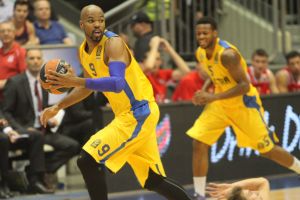 טיוס. בורח לרוסיה?