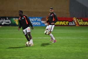 הופתעו באימון. סיידר וגילמור