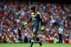 הופעת ליגה ראשונה ומאכזבת במדי ארסנל. פטר צ'ך