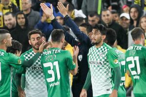 בקושי צהוב? האדום של חכמון