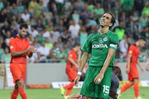 פציעה תמוהה. יוסי בניון