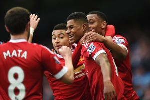 ראשפורד חוגג עם שאר הילדים של ואן חאל