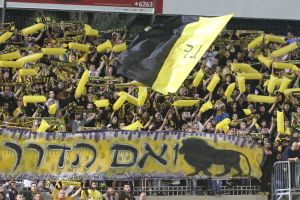 אוהדי ביתר. הפרשה לא יורדת מסדר היום