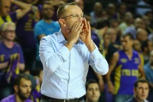 שמיר. מקבל קרדיט נוסף