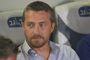 יוקאנוביץ'. רוצה לעצור את הסחף