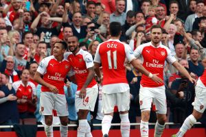 שחקני ארסנל חוגגים