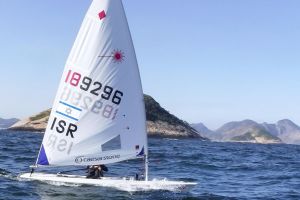 יעקב. תחפש את הכרטיס לריו