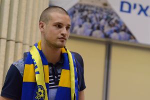 ראיקוביץ'. חולם בענק