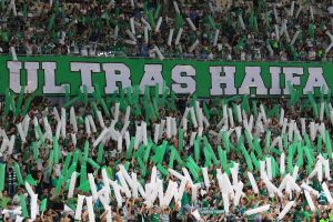 שחקן בשביל הקהל. יניב קטן