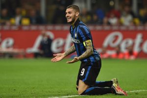 איקרדי. כבש והושיט יד