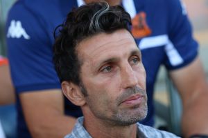 בנאדו. מעמדו מעורער