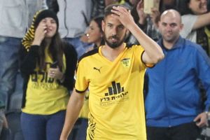 גבאי. יפתח בחוד