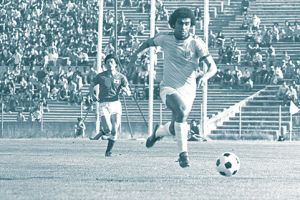 גידי דמתי דוהר לשער