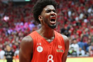 דוסון. יוצא לארהב בראש שקט