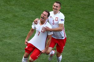 העניק ניצחון ראשון לפולין