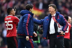 ואן חאל בסיום. בפורטוגל מתעקשים שמוריניו מגיע