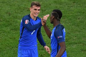 ישתפו פעולה באולד טראפורד?