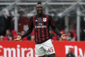 לא מפסיק להסתבך. סופר מריו באלוטלי