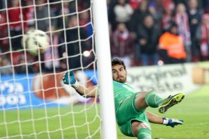 לבקוביץ'. יהיה שוער ראשון או שני?