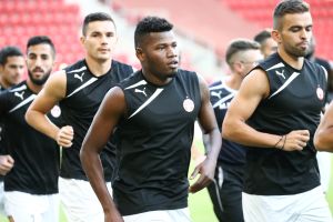 מבחן מנטאלי. שחקני בש