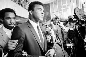 מוחמד עלי סירב להילחם בוויאטנם והביא בשורה לאפריקה