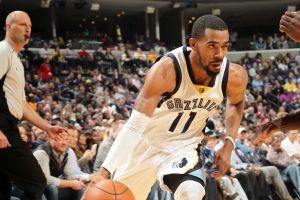 ממוצע שהוביל להיסטוריה. קונלי