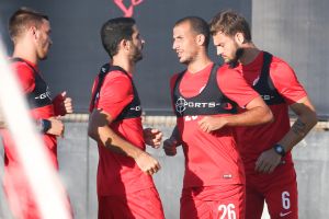 מעודדים מהעסקה